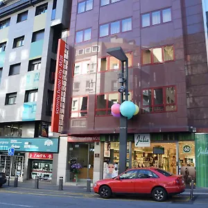 2* Hotel Somriu M28